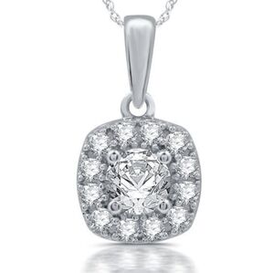 Elegant Silver Pendant Necklace